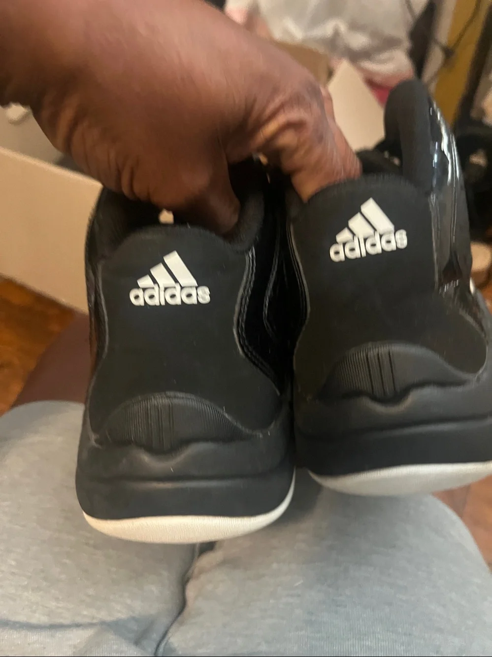 adidas classic black